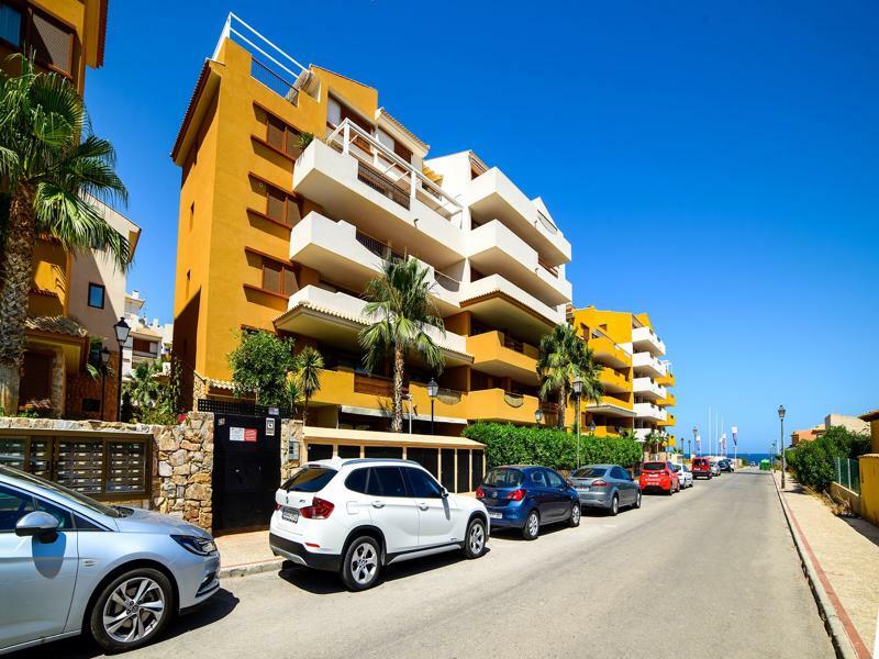 Apartamento Bennecke Elvis Apartment Torrevieja Exterior photo