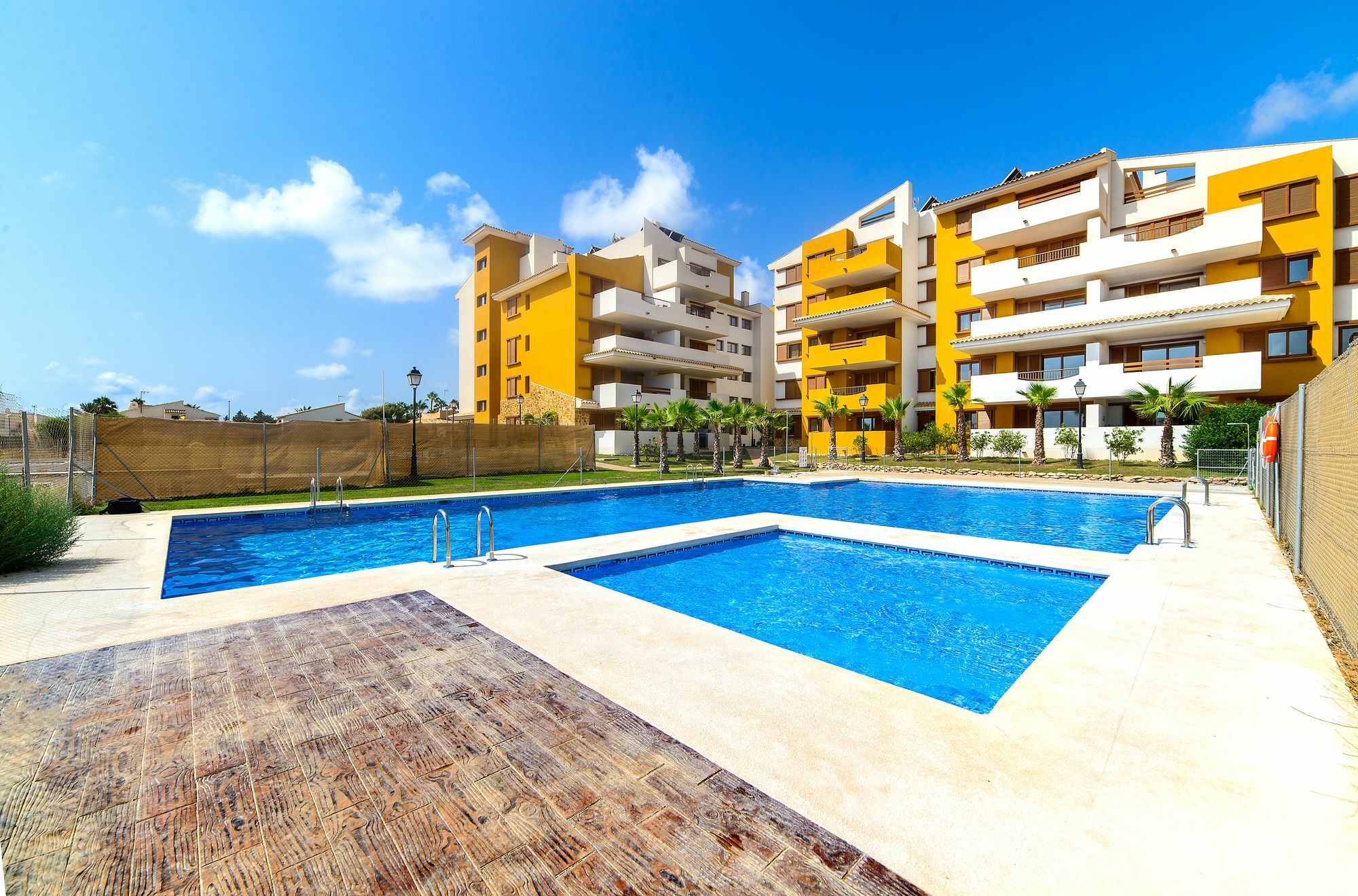 Apartamento Bennecke Elvis Apartment Torrevieja Exterior photo